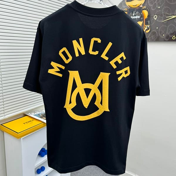 売上総額１位！モンクレール n級品 ロゴ コットン クルーネック Tシャツ 2色 moe09582